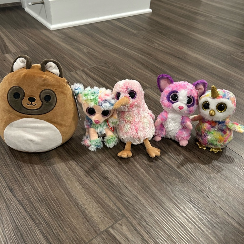 Special deal-TY toys and Squishmallows-Display Only